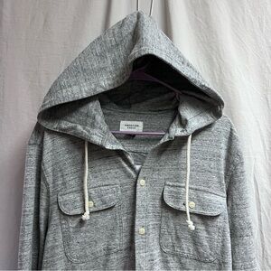 NWT American Eagle Button Up Light Gray Hoodie Men’s Size Medium Pockets